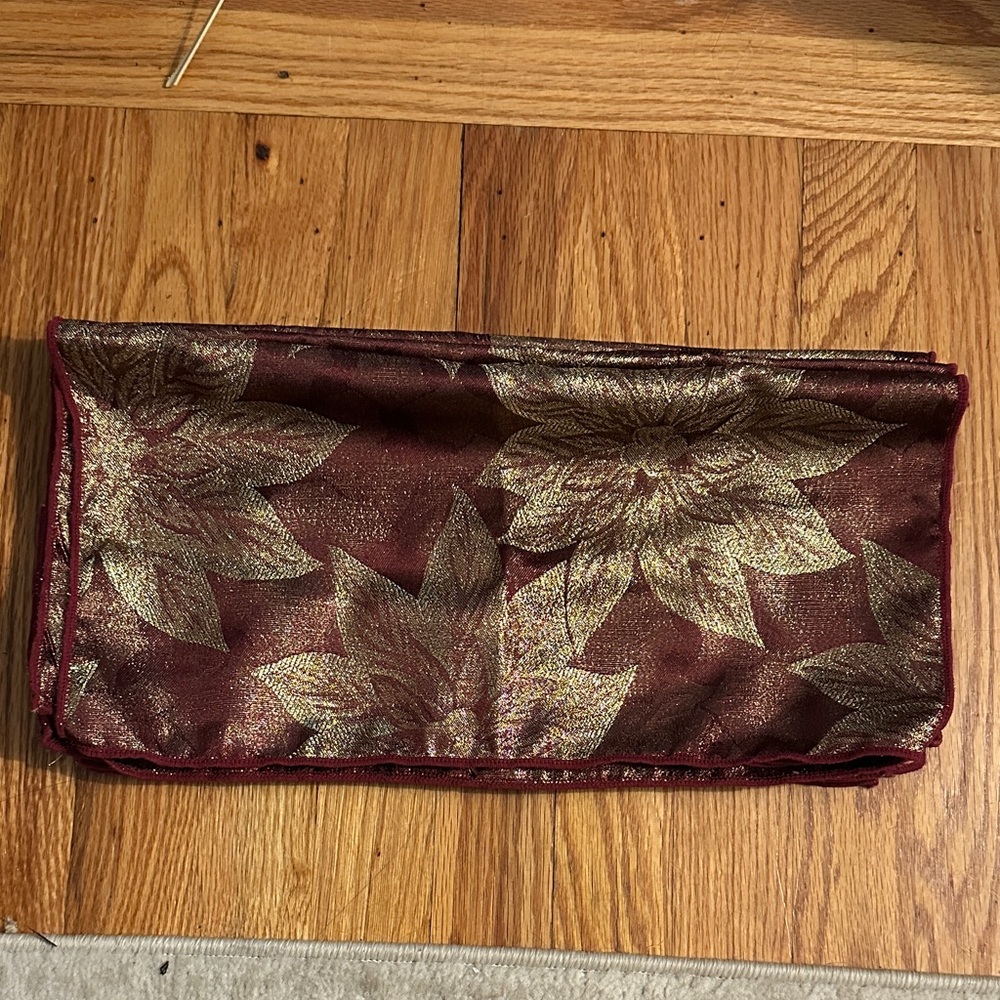Burgundy & Gold Poinsettia Cloth Napkins